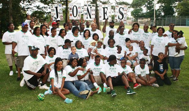 2014 Jones Family reunion on the move The family of the late Curtis and Verlee Lloyd- Jones held their 2014 family reunion on July 4-6 in Detroit, Michigan. The family group from Hardeman County was represented with 38 members, who traveled by bus to the event. The reunion was first held in 1984.