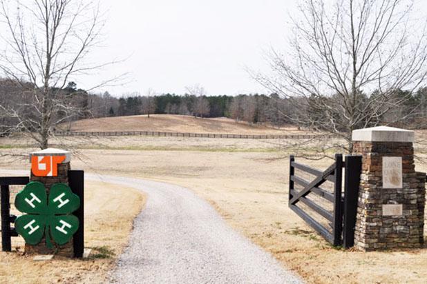 Lone Oaks funding passes The funding for Lone Oaks 4-H Camp and Conference Center passed the TN House of Representatives and Senate