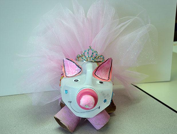 Piggy Bank Pageants teach about saving Fourth grade-Abby Lyles
