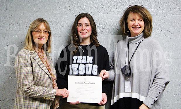 Pictured from left to right: Sharon Venuti, Regent; Emily Gibson, Student Extraordinaire; Deana Sain, DAR Good Citizens Chairman
