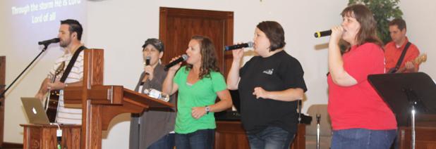 Science meets the Bible at Dixie Hills Baptist Church The Dixie Hills Baptist Church Praise Team began the conference each night by leading those in attendance in praise and worship songs.
