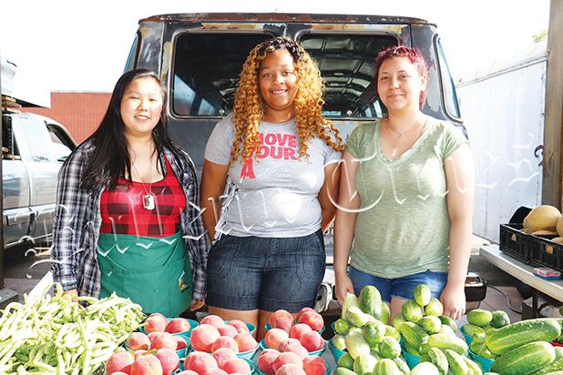 Farmers Market Spotlight: Lor Family Farm Sheng Lor, Hannah Fingers and Elizabeth Pierce
