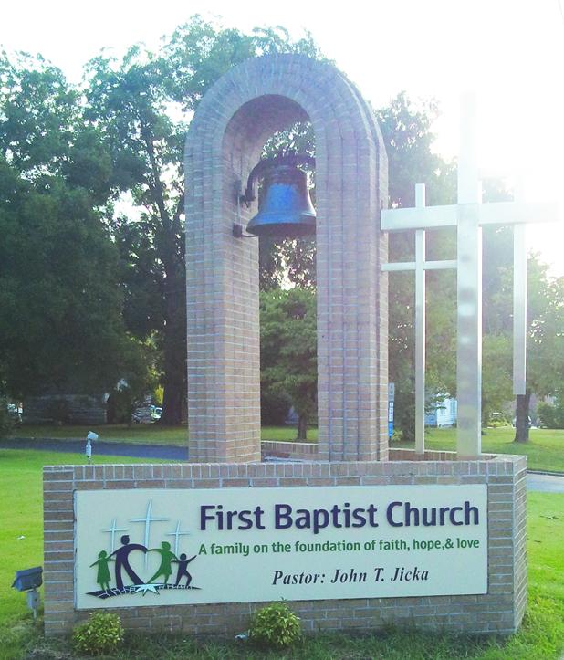 First Baptist Church FREE Car Wash Article Image Alt Text