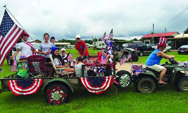 Local residents bring home trophies Hardeman County residents placed first at Big River Plantation’s Fourth of July in Savannah. Pictured (not in order): Toe and Lisa Tranum, Jacob Tranum, John Tranum, Jessica Sisco, Emily Sisco, Katie Puckett, Mark Ross, Juliana Walton and Clyne Walton.