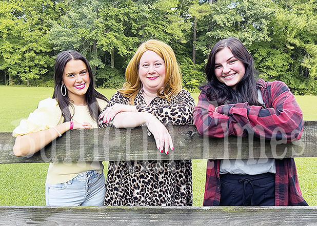 From left to right: Sadie Fry, Kathy Weaver, and Autumn Trainum. Photo courtesy of the Hardeman County Arts Council.