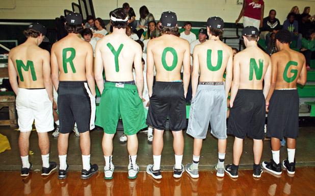 Bolivar Central students found a unique way to honor teacher, David Young, who passed away recently.  Students and visitors observed a moment of silence in remembrance of Mr. Young before tipoff on February 3.