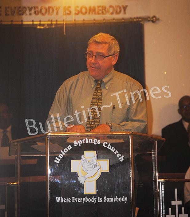 Rev. Ricky Watkins, Pastor of Middleburg Baptist Church presents the message at the Community Thanksgiving Service of Worship.