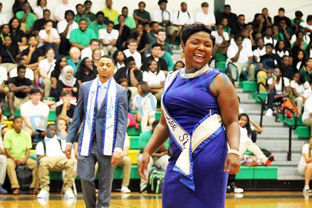 Run For TSU begins at Bolivar Miss TSU Tyra Laster and BCHS alumni Mr TSU Delvakio Brown began RunForTSU at BCHS this past week.