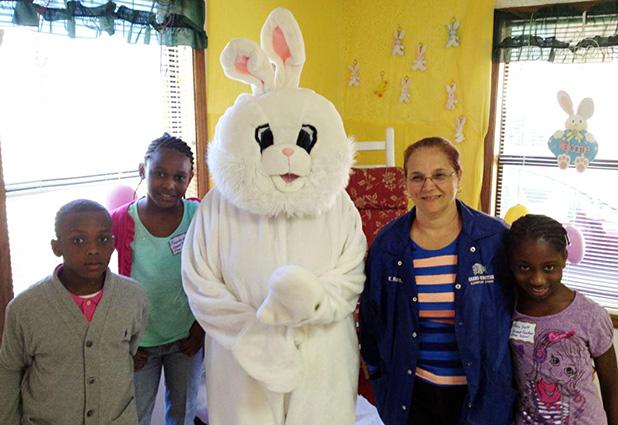Grand Junction Ruritan Club Pancake Breakfast The Easter Bunny (Rita Dudley) is pictured here with (l-r) Roman Wilson, Breasha Graham, Kim Ross, and Alexa Scott. The children are students at Grand Junction Elementary School. Ms. Ross, a GJES teacher, brought the children to the Ruritan Pancake Breakfast where they spent the morning clearing tables and keeping everything neat and orderly. Not shown are students Jamaurius Harris and Alexis Cross, who also volunteered at the fund raiser.