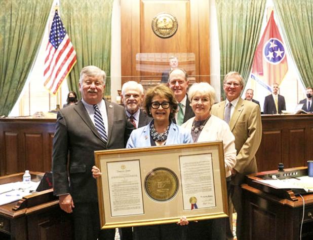 Gresham Honored at Retirement Back row pictured left to right: Lt. Govenor Randy McNally (R-Oak Ridge), Republican Caucus Chairman Ken Yager (R-Kingston), Majority Leader Jack Johnson (R-Franklin), Speaker Pro Tempore Ferrell Haile. First Row pictured left to right: Education Chairman Dolores Gresham and Deputy Speaker Janice Bowling.
