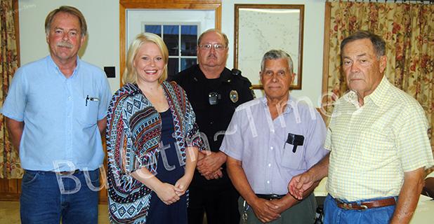 Toone mayor recognizes town employees Toone Mayor Joseph Jones recognizes town employees for their hard work (l-r) Cliff Henson, Amber Lucius, Jerry Siler, Jack Santos, and Mayor Joseph Jones. Not pictured Clyde Dellinger, Jim Nuckolls, and Shelia Lucius.