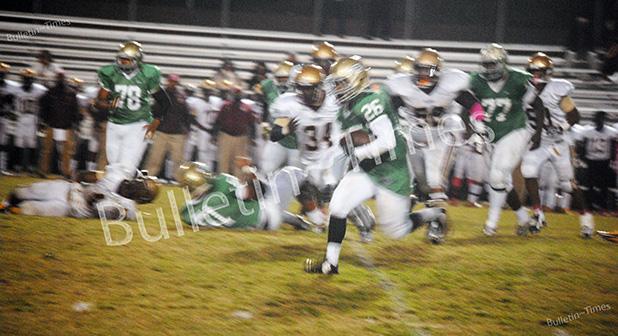 Bolivar Central falls to Melrose Trezon Peoples runs the ball for Bolivar