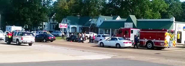 Car accident involves five inmates Article Image Alt Text