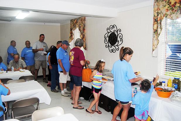 PCBC holds Emergency Services Family Day Members of Parrans Chapel Baptist Church, along with Hardeman County Emergency personnel and their families enjoy a day for food, fellowship and fun.