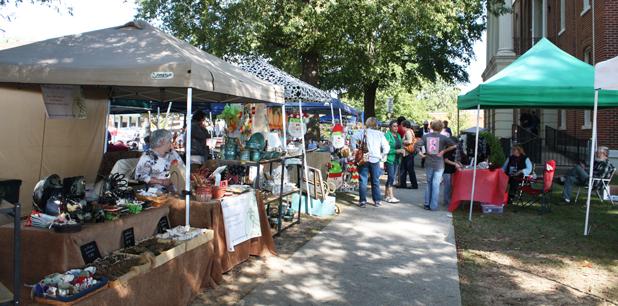 The sixth annual Crafts on the Corner brought a variety of vendors to Bolivar and offered shoppers items of interests from wood carvings to honey.
