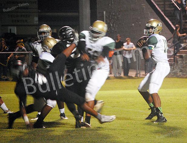 Errors costly in Bolivar loss Trey Lowe drops back for a pass
