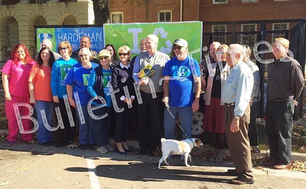 America Recycles Day kicks off in Hardeman County Citizens of Hardeman County, along with Keep Tennessee Beautiful Director, and Hardeman County Mayor Jimmy Sain (center) participated in a rally on Tuesday, November 10, to kickoff America Recycles Day.