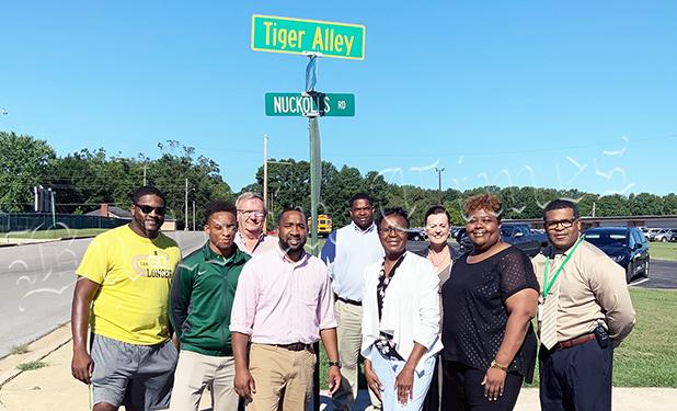 The City of Bolivar and the Hardeman County Schools officially named the streets at the corner of Butler and Nuckolls “Tiger Alley” on August 29. Photo by Sarah Rice