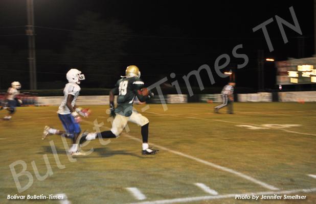 BCHS Tigers beat Fayette-Ware, but it’s on to Hardin County BCHS Tiger Javonte Crisp makes yardage down the field as he escapes the grasp of a Fayette Ware Wildcat in another season win of 53-35.