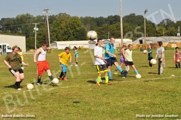 HRAYS hold soccer clinic in Middleton HRAYS soccer league clinic participants practice kicking in the perfect score against the goalie.