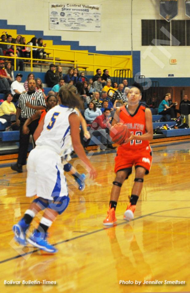 Deja Faulkner positions herself to score against McNairy Central.